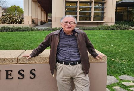 Professor Hwang Urges Education Reform to Drive Korea's AI Future